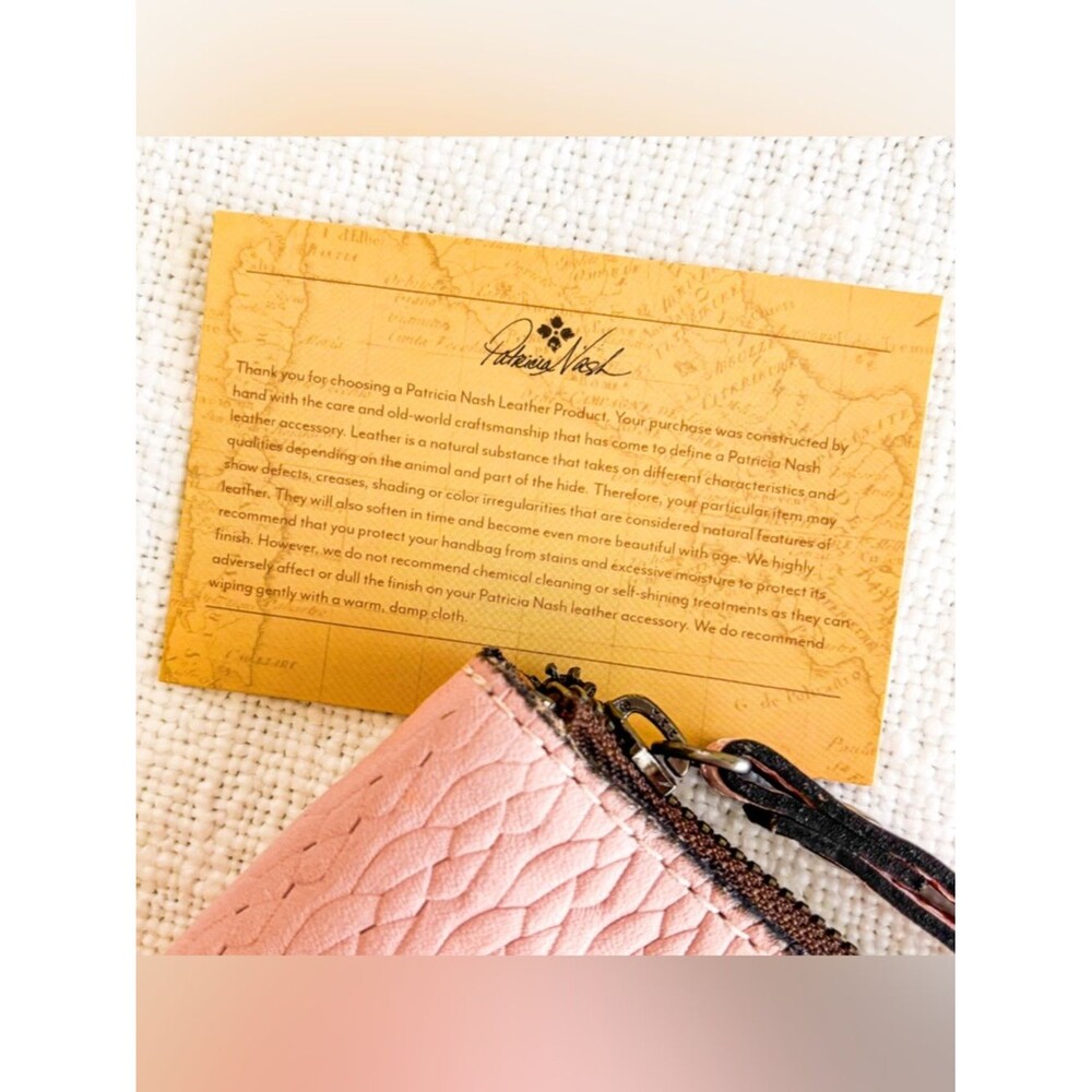 Patricia Nash woven leather wristlet. - Picture 15 of 16